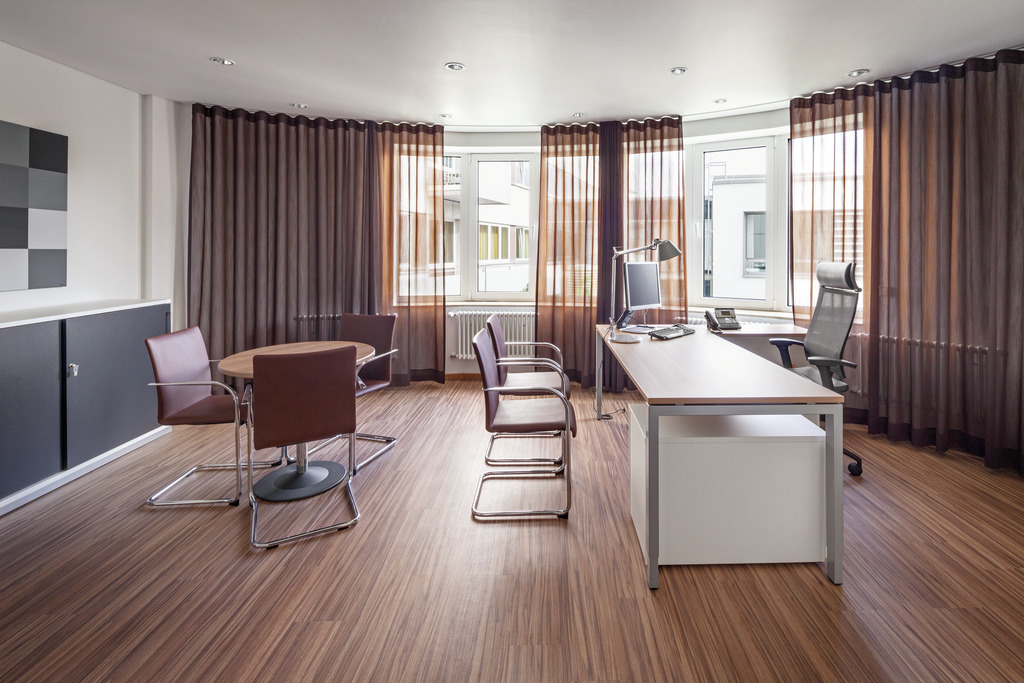 Silent Gliss Automatic Curtain Opener