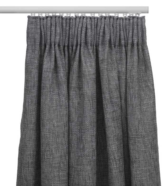 Pencil pleat curtain heading